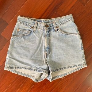 Vintage levi shorts